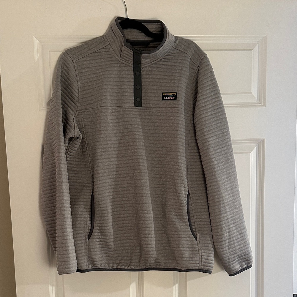 L.L. Bean Women’s Light Gray Ribbed Half-Zip Pullover